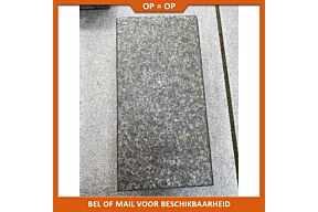 Chinese Graniet G684 gevlamd rechte boord 20 x 10 x 3 cm / 14,4m² LOT #107